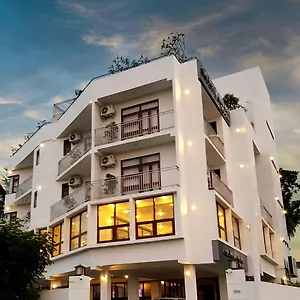 Hotel Grand 7 -kesbewa ***